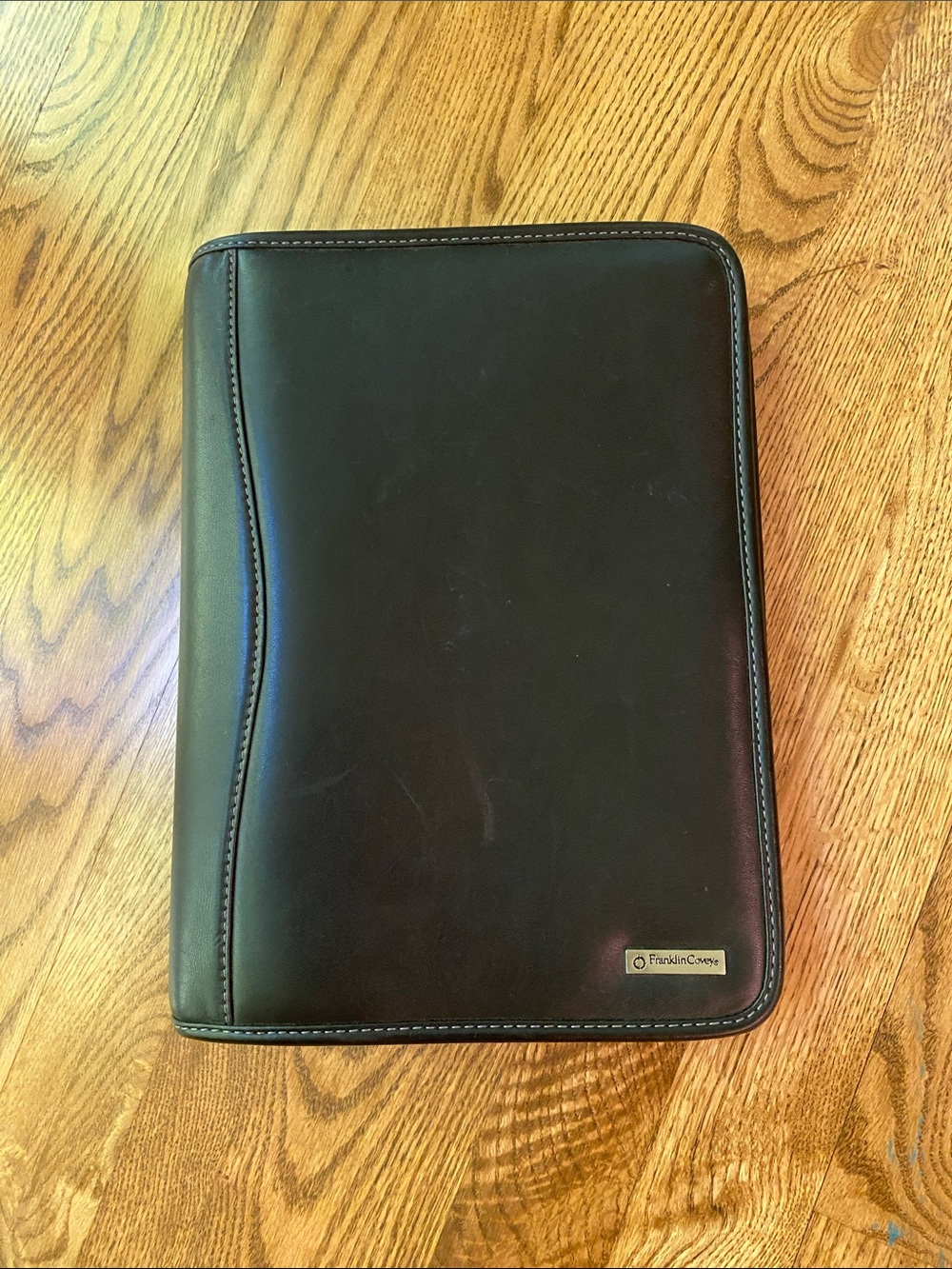 Franklin Covey 1 1/2 inch 7 ring black leather binder planner full zip planner